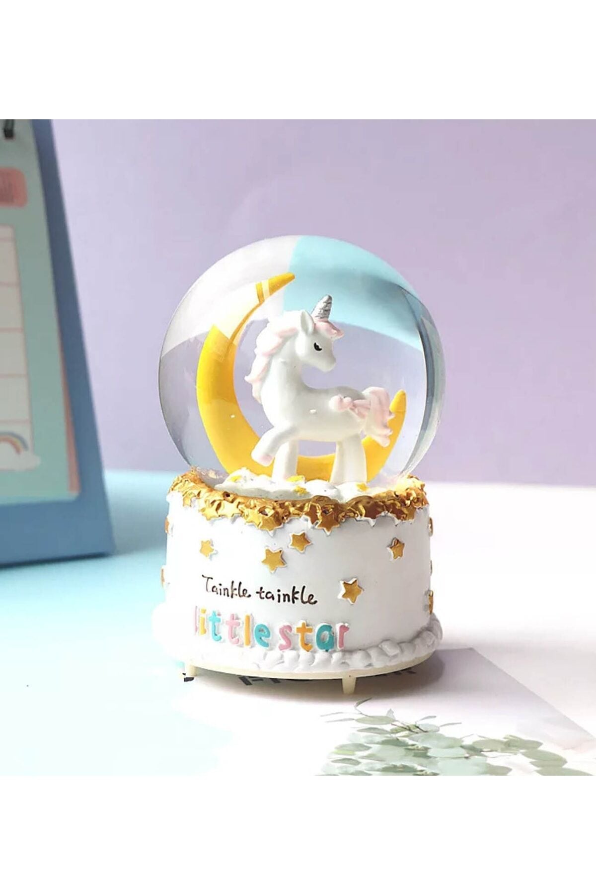 Arkadaşa Hediye Tatlış Unicorn Renk Değiştiren Işıklı Kar Küresi