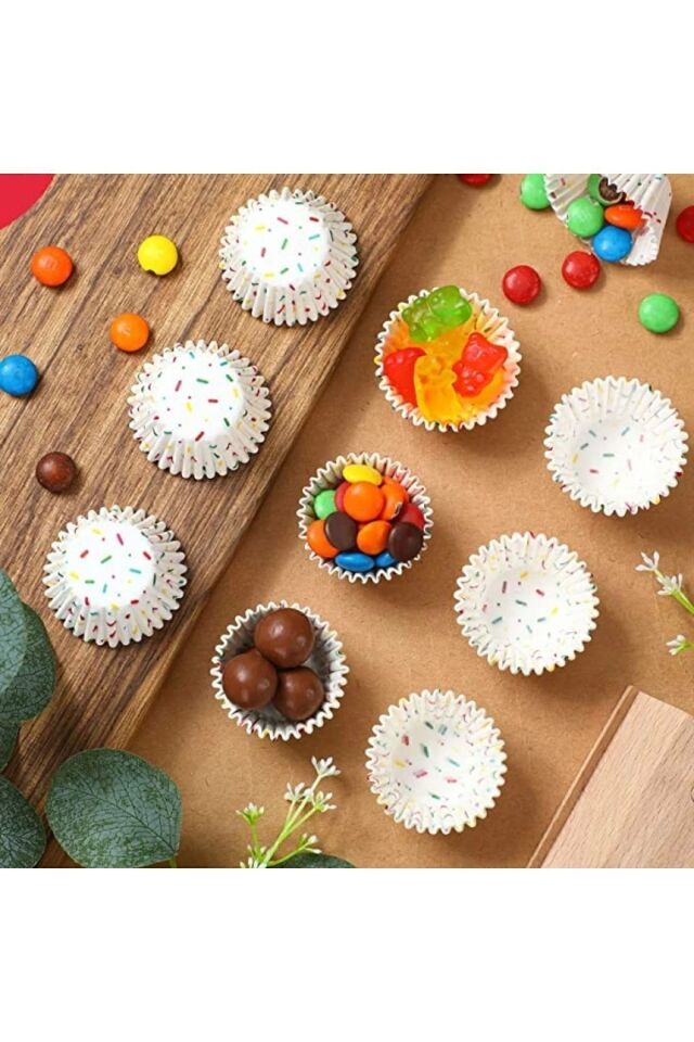 200 Adet Renkli Muffin Cupcake Kalıpları Kek Kapsülü Cupcake Muffin Kağıdı Çok Renkli - Tek Ebat