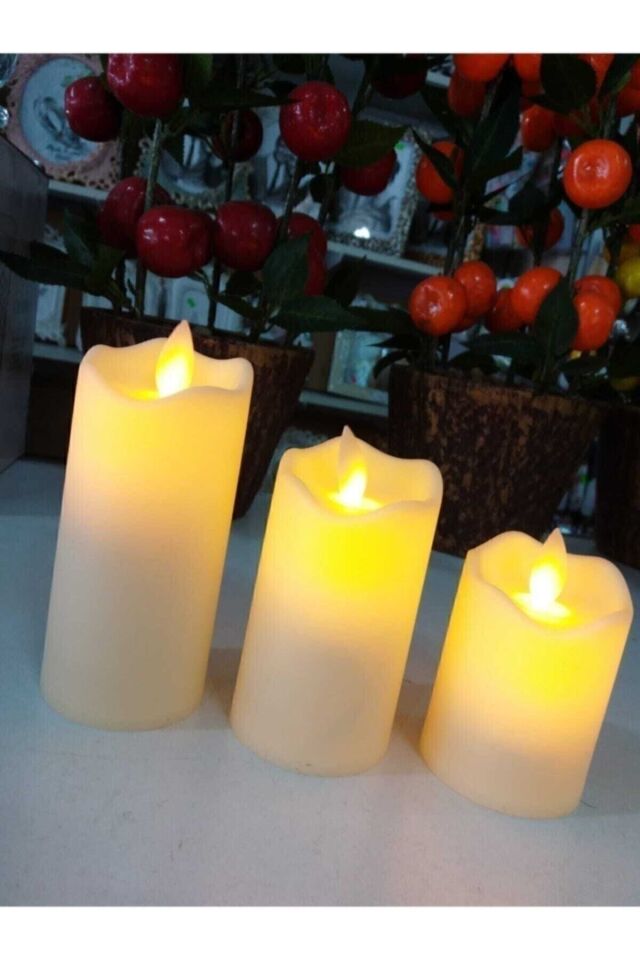 3'lü Erimiş Pilli Mum Alevsiz BEyaz - Tek Ebat - 8 x 8
