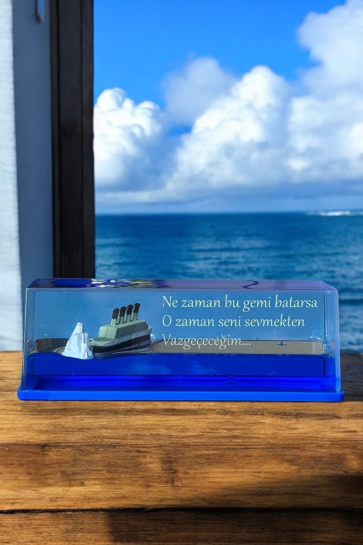 Batmayan Gemi Aşk Gemisi
