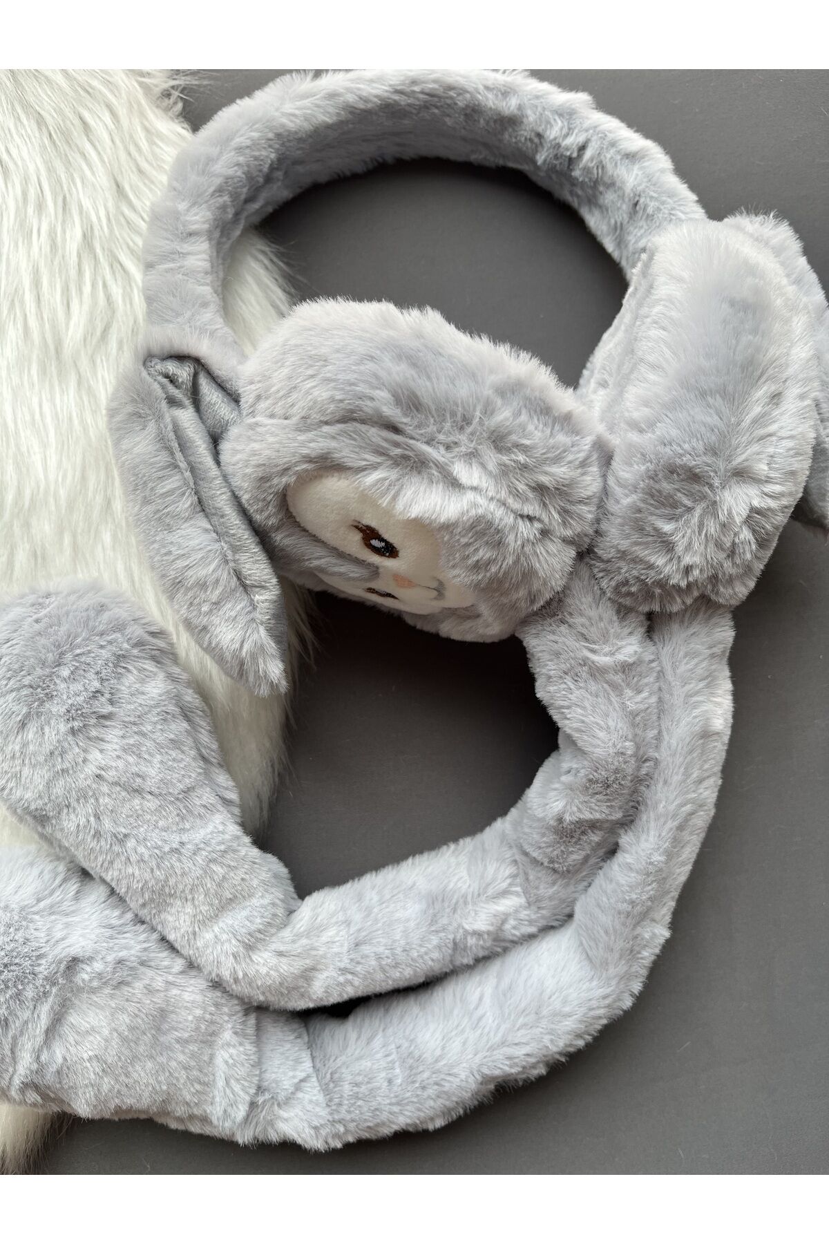 Hareketli Peluş Kulaklık Oynar Kulaklı Sesli Tavşanlı Peluş Kulaklık Gri - Tek Ebat